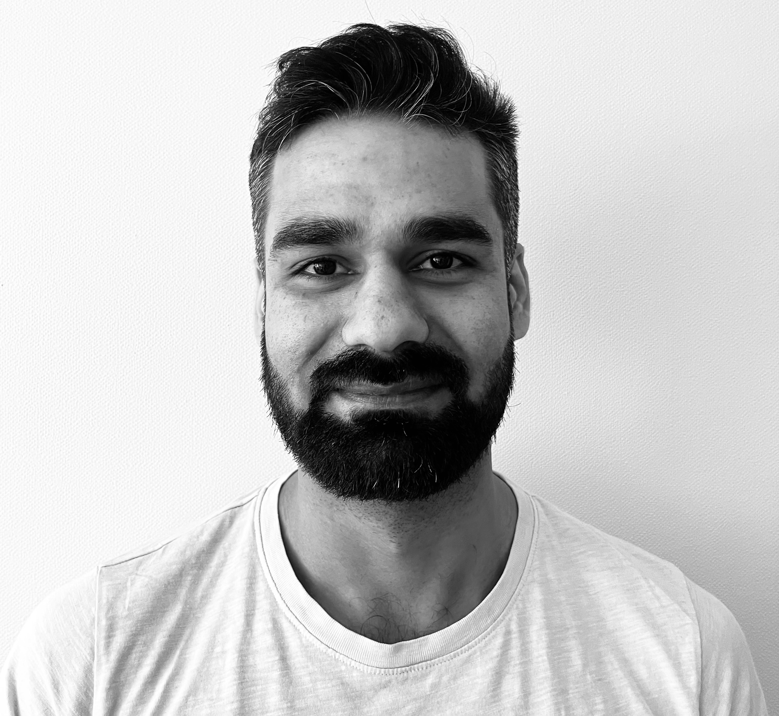 Mohsin Khan portrait
